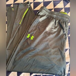 Men’s under Armour size XXL cold gear drawstring jogger pants